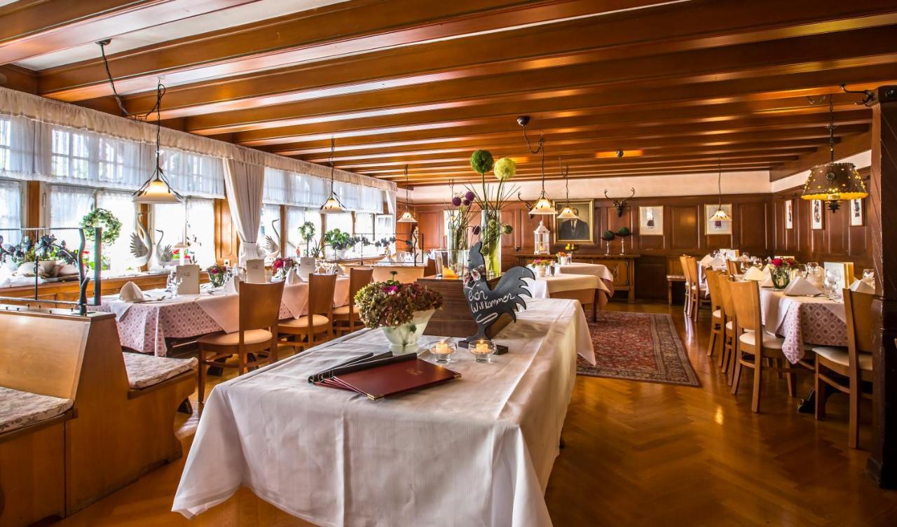 Hotel-Gasthaus Goldener Engel Glottertal Bagian luar foto