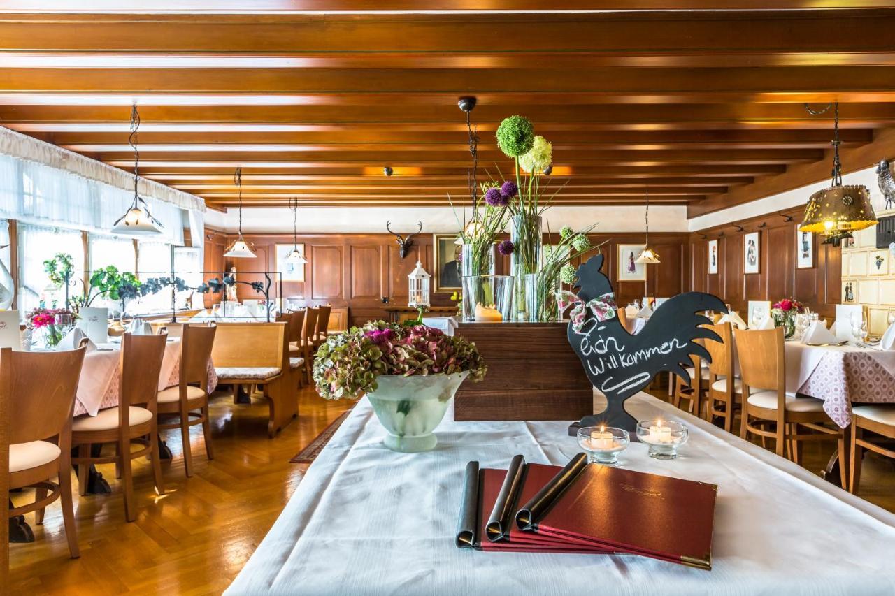 Hotel-Gasthaus Goldener Engel Glottertal Bagian luar foto
