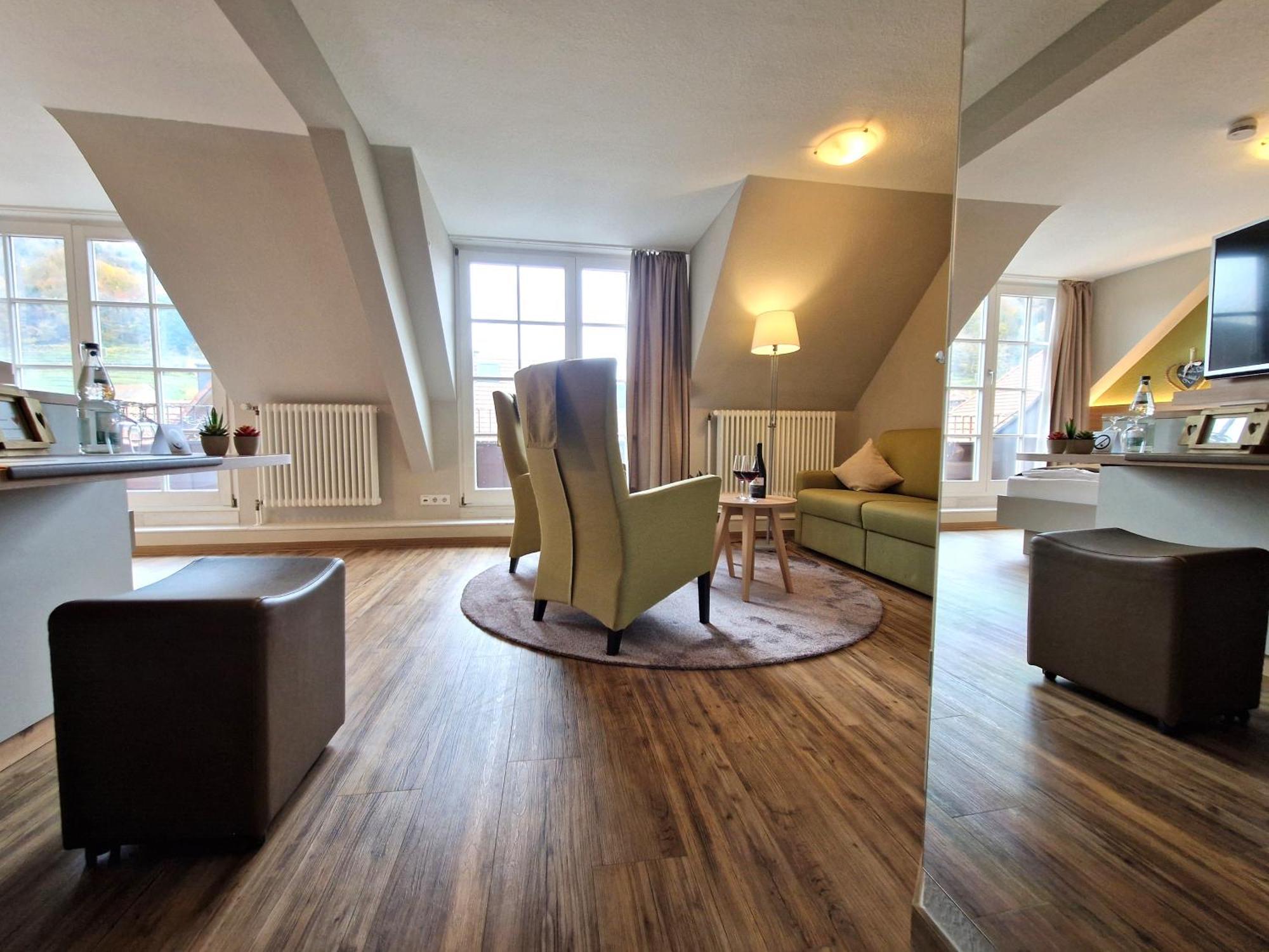Hotel-Gasthaus Goldener Engel Glottertal Bagian luar foto
