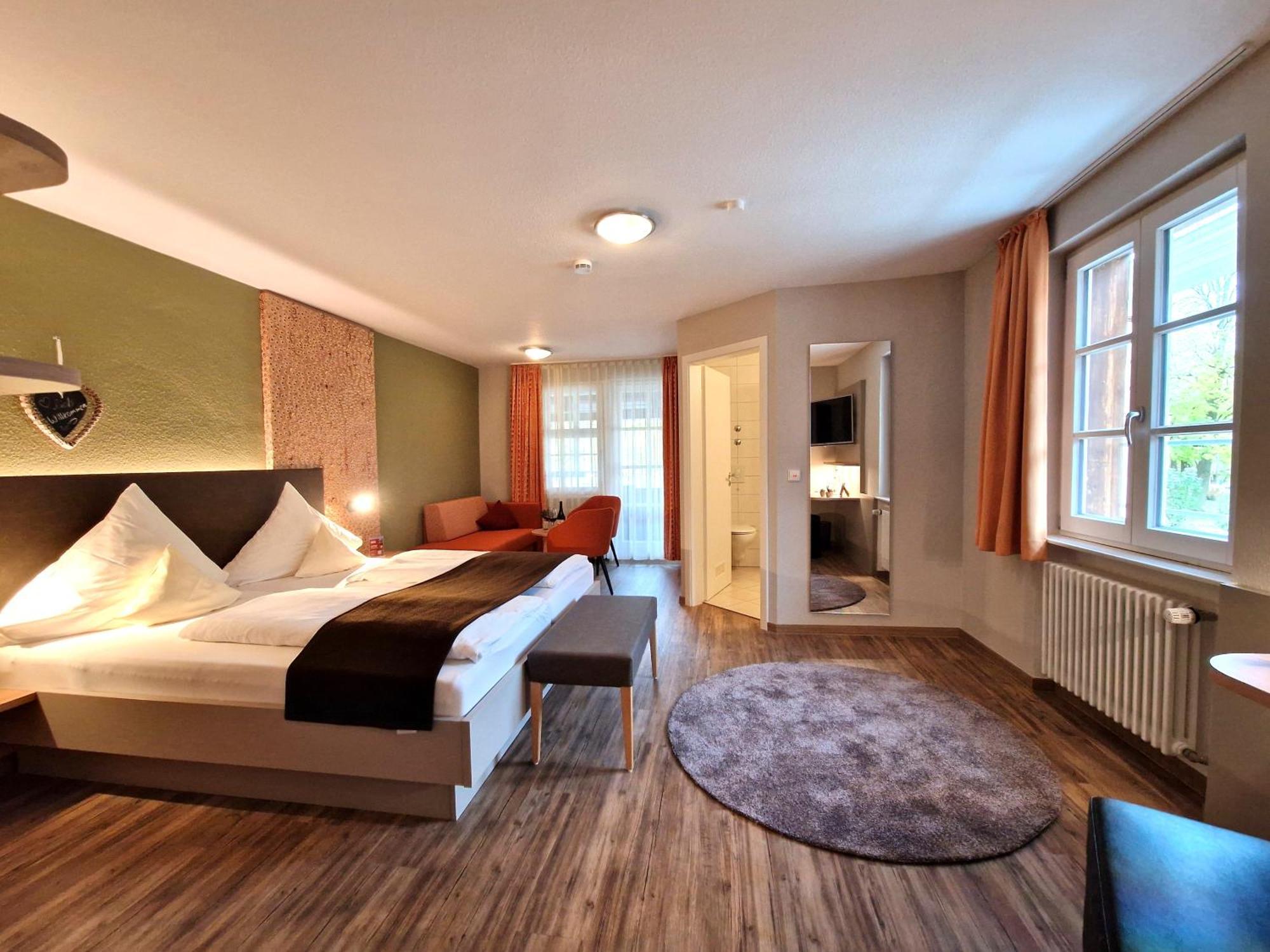 Hotel-Gasthaus Goldener Engel Glottertal Bagian luar foto