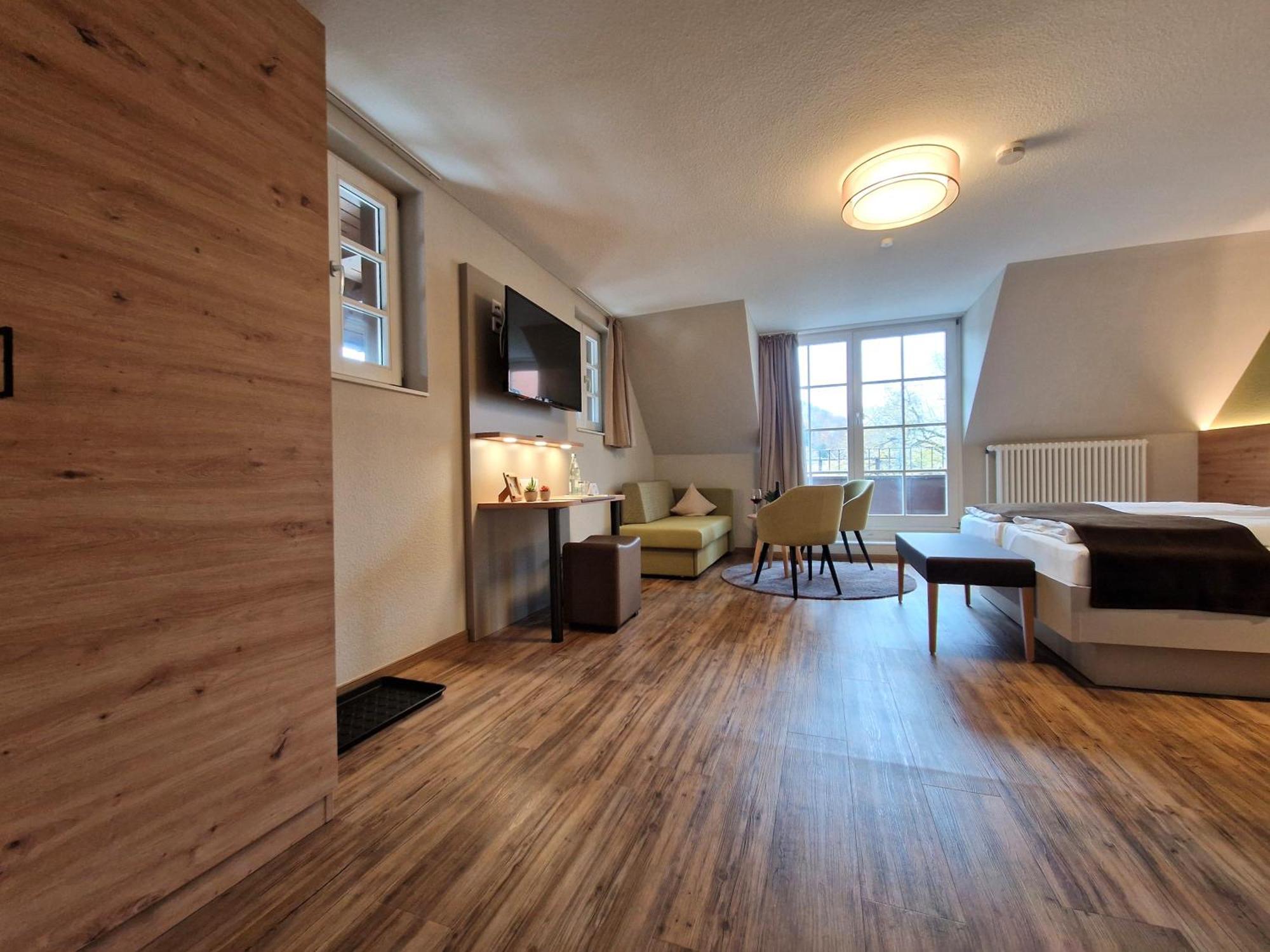 Hotel-Gasthaus Goldener Engel Glottertal Bagian luar foto
